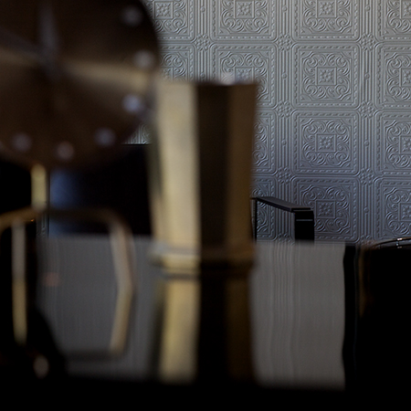 Обои под покраску Anaglypta Luxury Turner Tile RD80000 фото в интерьере